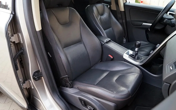 Volvo XC 60 cena 54999 przebieg: 156300, rok produkcji 2012 z Starachowice małe 781